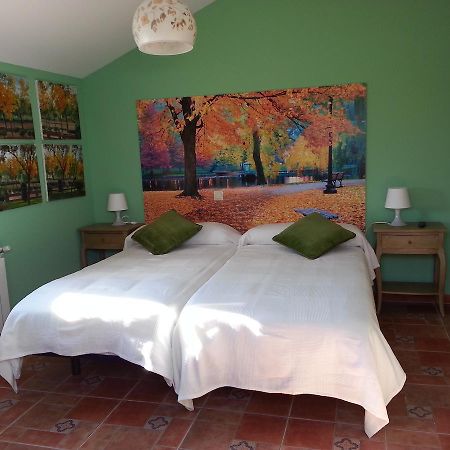 Hotel Rural La Casa Del Tio Telesforo Trescasas Exteriér fotografie