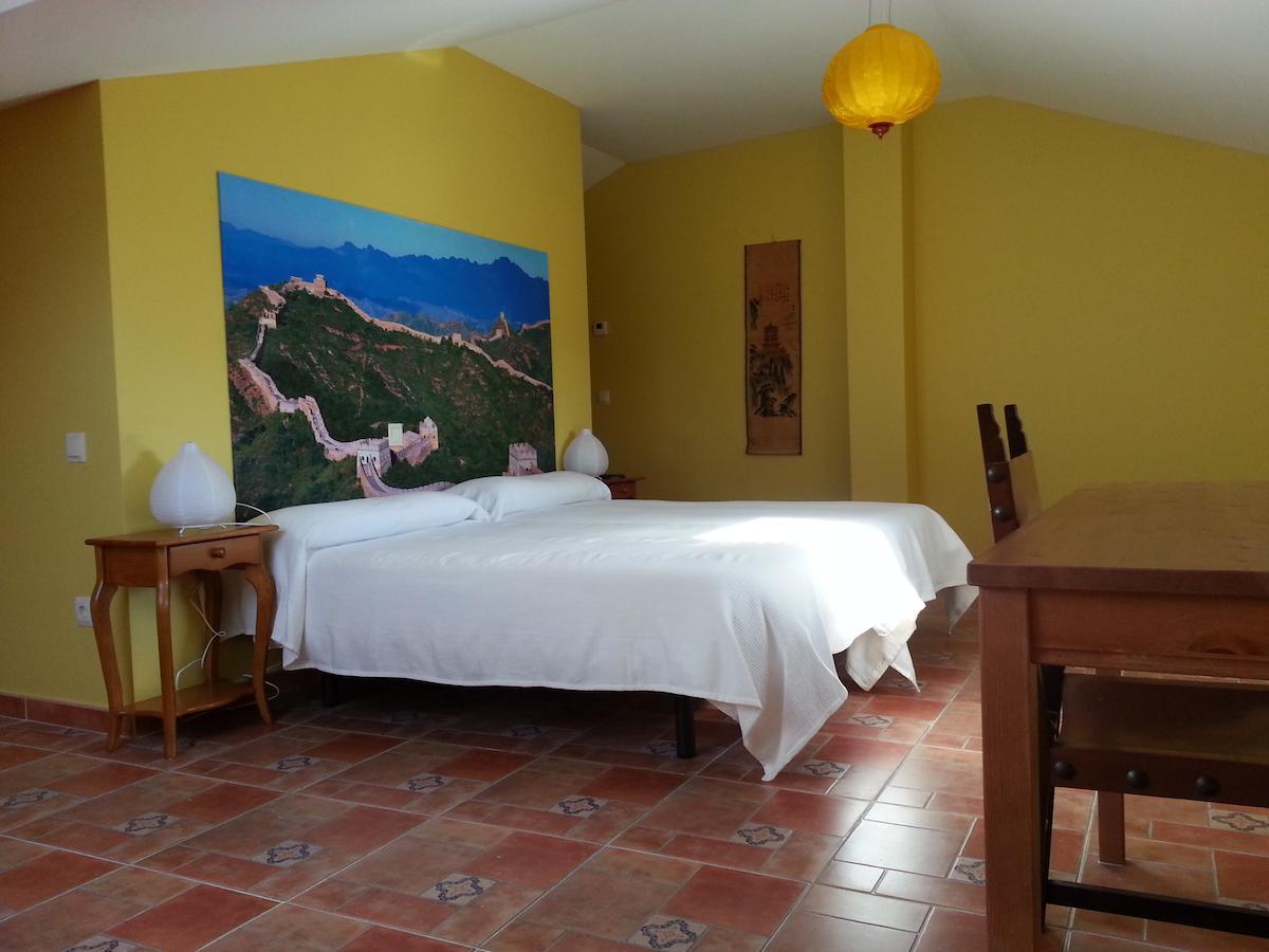 Hotel Rural La Casa Del Tio Telesforo Trescasas Pokoj fotografie