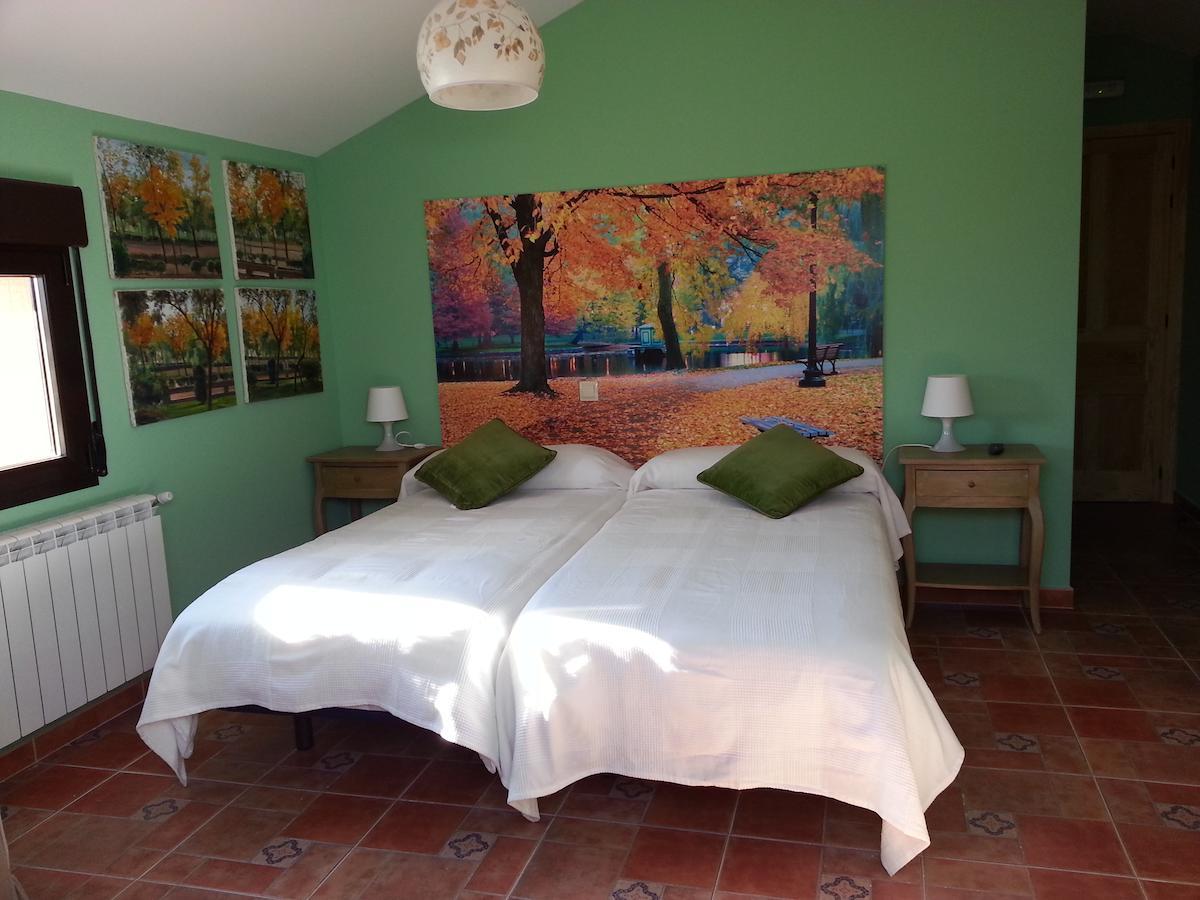 Hotel Rural La Casa Del Tio Telesforo Trescasas Exteriér fotografie
